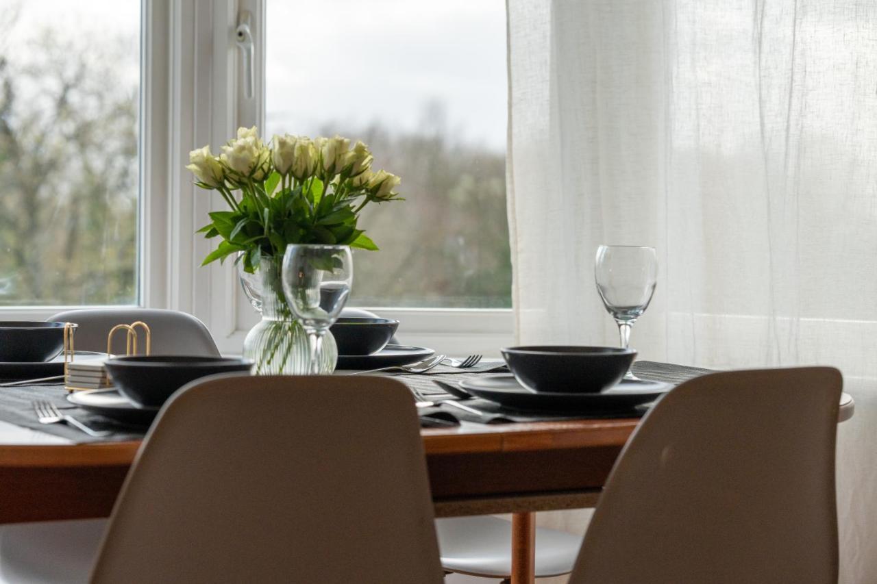 Entire In Streatham With Lovely Views & Ultra Fast Wi-fi Appartement Norbury (Greater London)